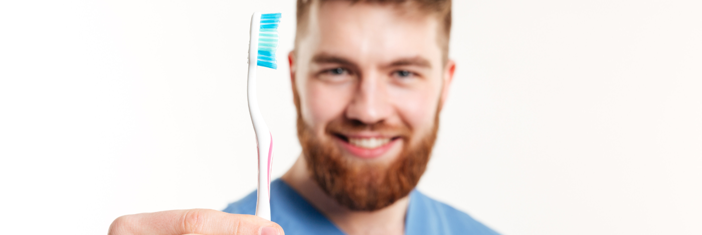 Guia completo: escovas dentais manuais e elétricas